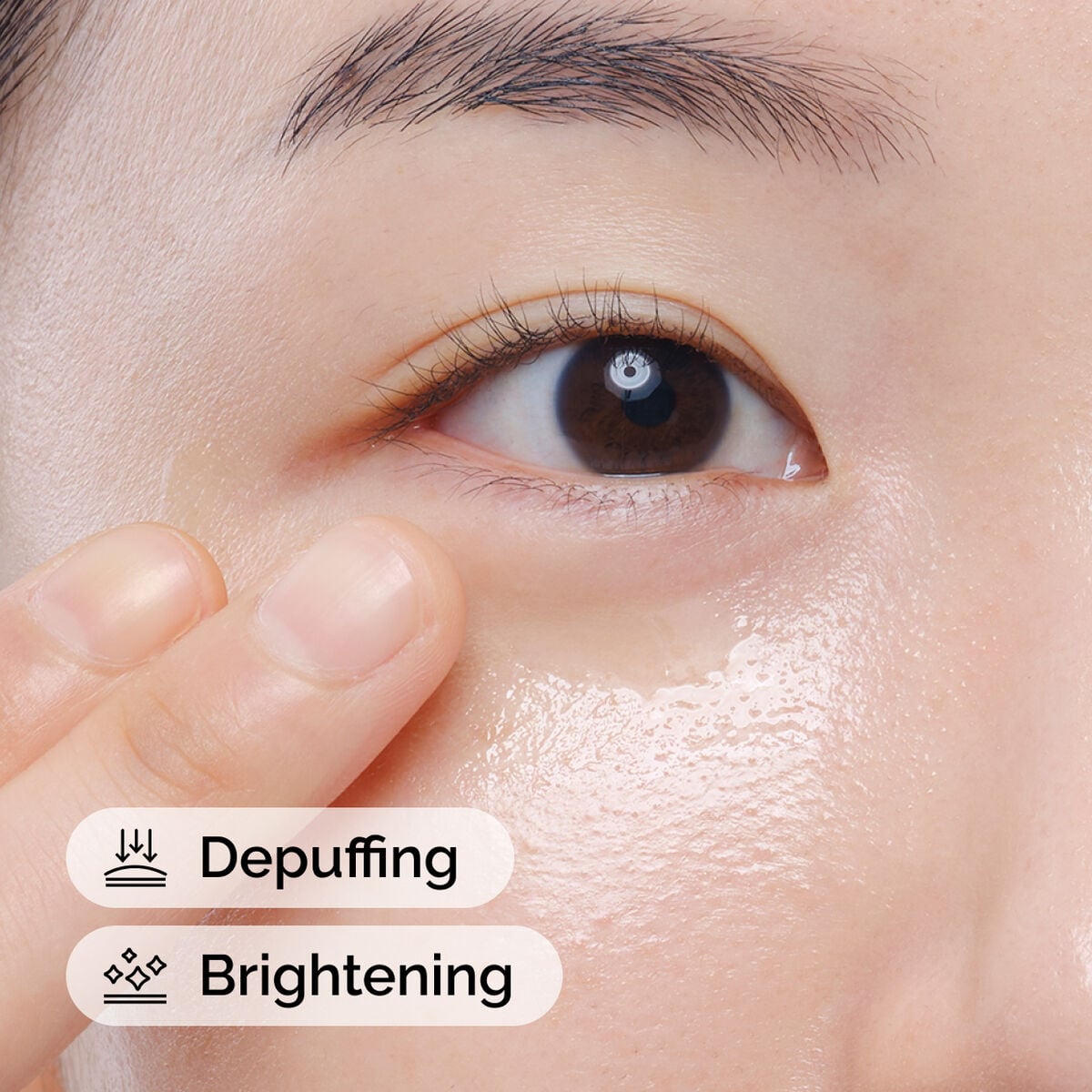 caffeine-solution-5-egcg-eye-serum-u2 ord-caffeine-solution-egcg-model-application-with-benefits.jpg