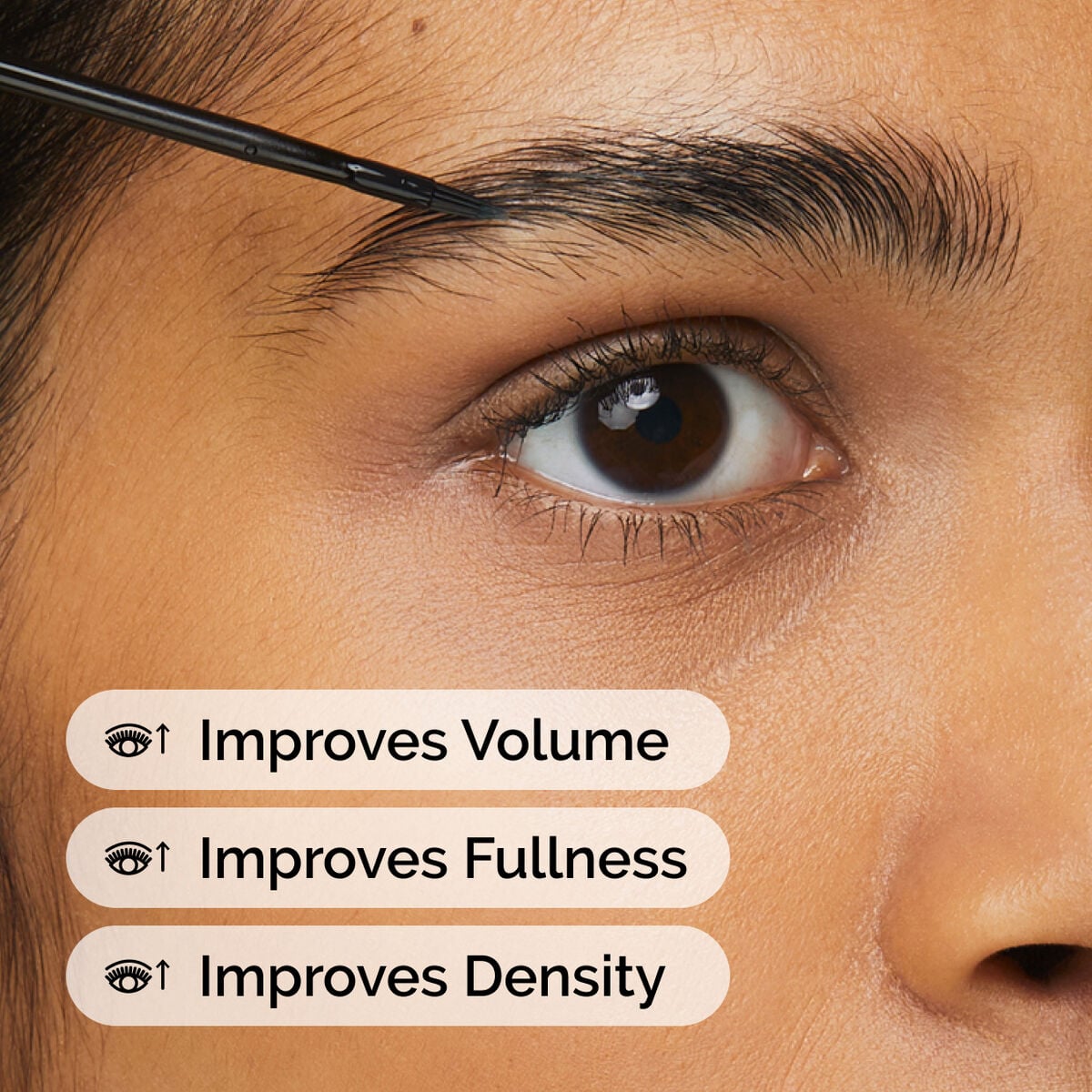 multi-peptide-lash-and-brow-serum-z6 ord-multi-peptide-lash-brow-model-application-with-benefits.jpg